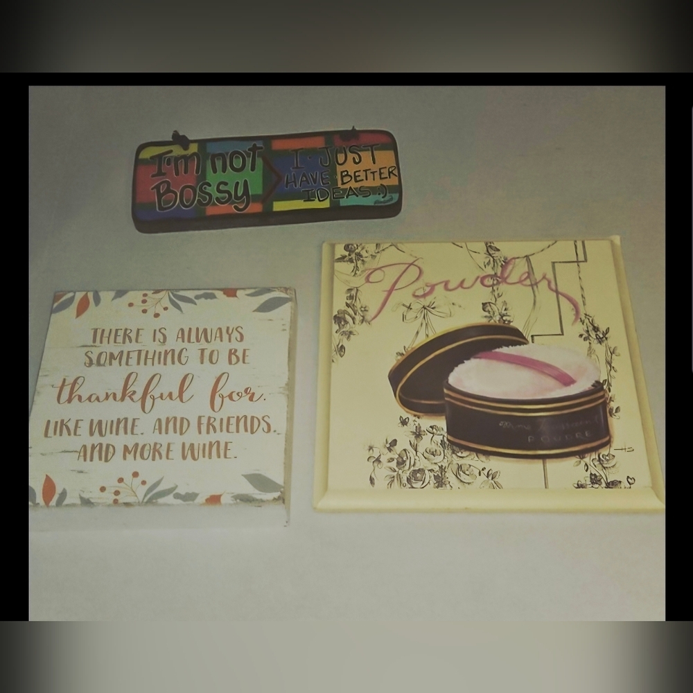 Decorative Wall Art Set with Quotes